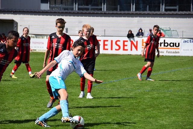 博主：广岛三箭主帅斯基伯目前并不存在去山东泰山的可能性